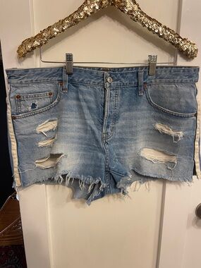 Light Blue Distressed Denim Shorts - Women's Casual Summer Cutoffs